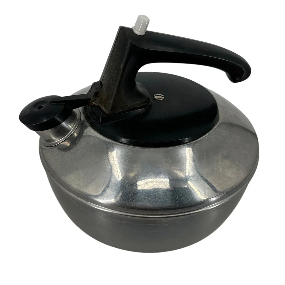 Vintage Revere Ware 18-01 Stainless Steel Whistling Tea Kettle Black Handle